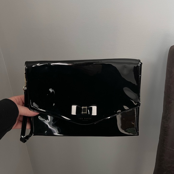 Ted Baker London Handbags - Ted Baker London Cersei Envelope Clutch